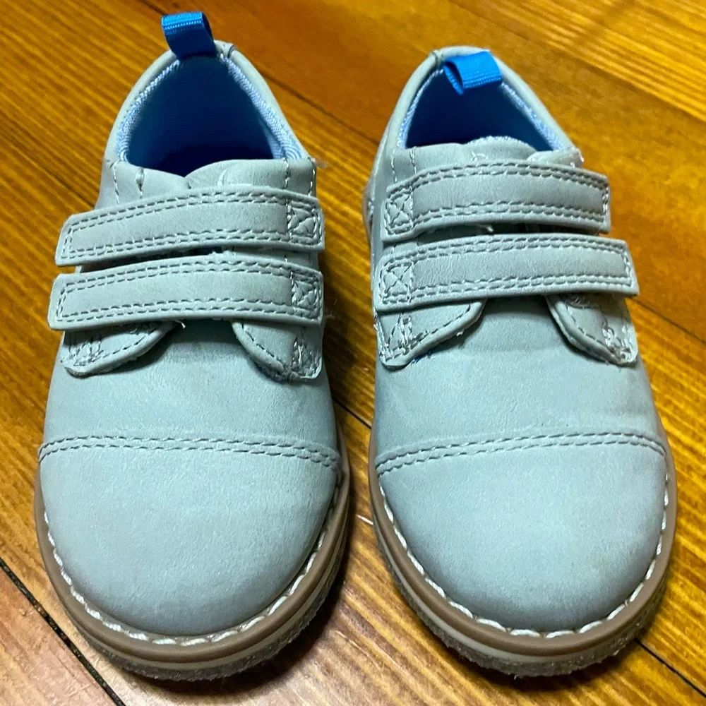Cat & Jack Light Gray Double-Strap Toddler Dress Shoes Size 6